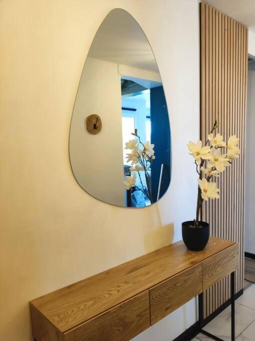 Calais Plage-Gare Appartement Elegant Tout Equipe エクステリア 写真